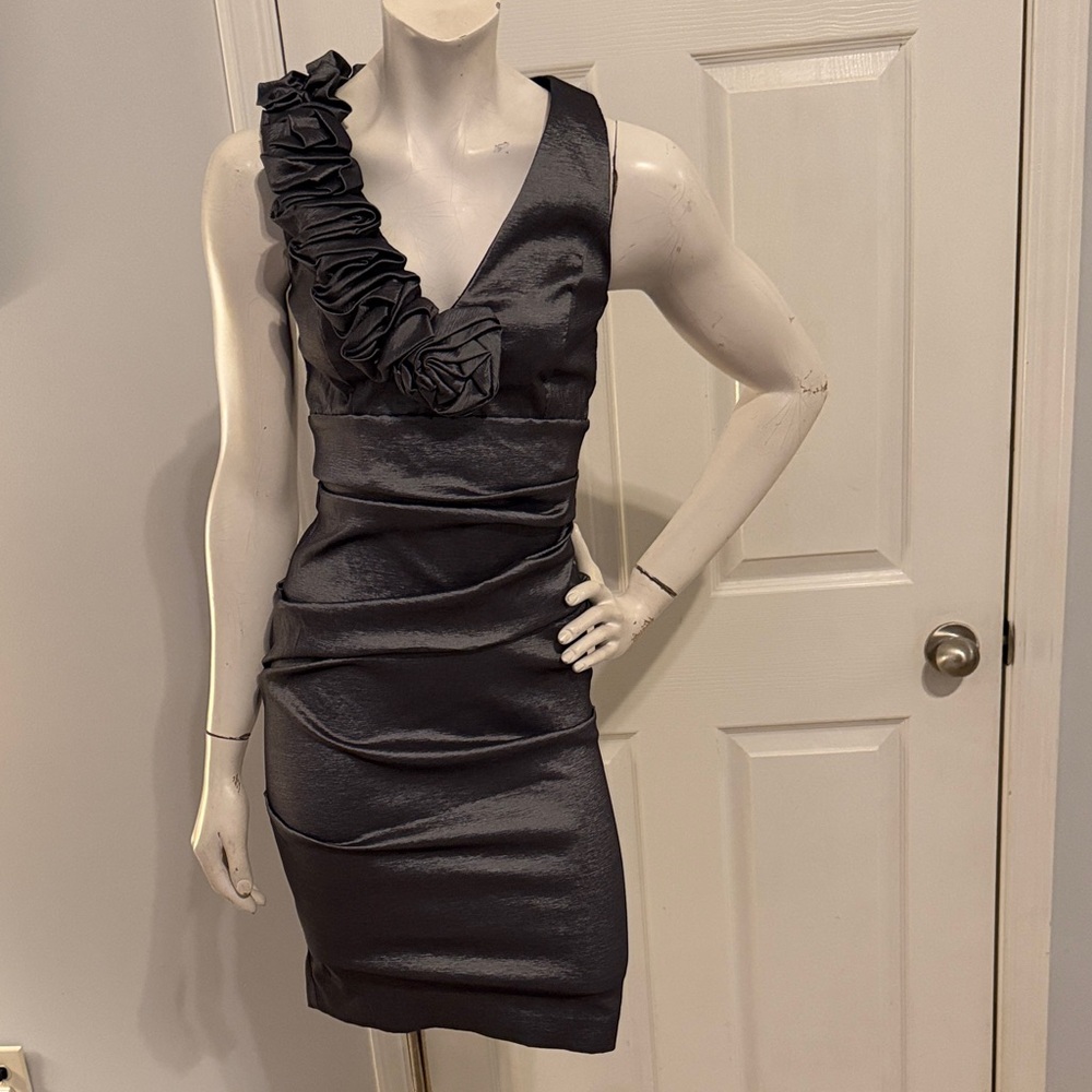 Betsy & Adam Fabulous Shimmering Gunmetal Short Mini Midi Dress NWT